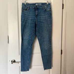 COPY - Old Navy Rockstar Jeans